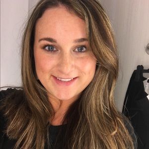 Meet your Posher, Lanie